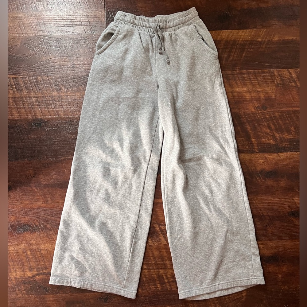Colsie Gray Wide-Leg Track Pants